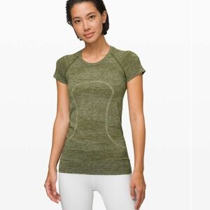 lululemon athletica Swiftly Speed Tee - Evergreen Size 12